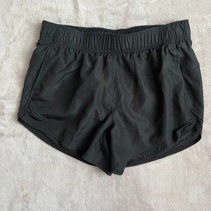 athletic shorts S